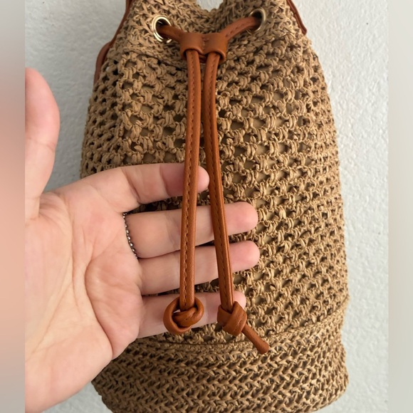 Tan Woven Straw Hollow Bucket Crossbody Bag Handbag Tan - Picture 4 of 12